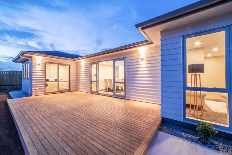 10 Dinning Road Riverhead_7