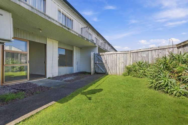 1/27 St Georges Road Avondale_1