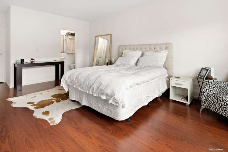 1h/8 Farnham Street Parnell_7