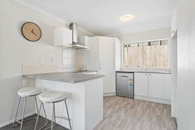 8 Edingale Court_2