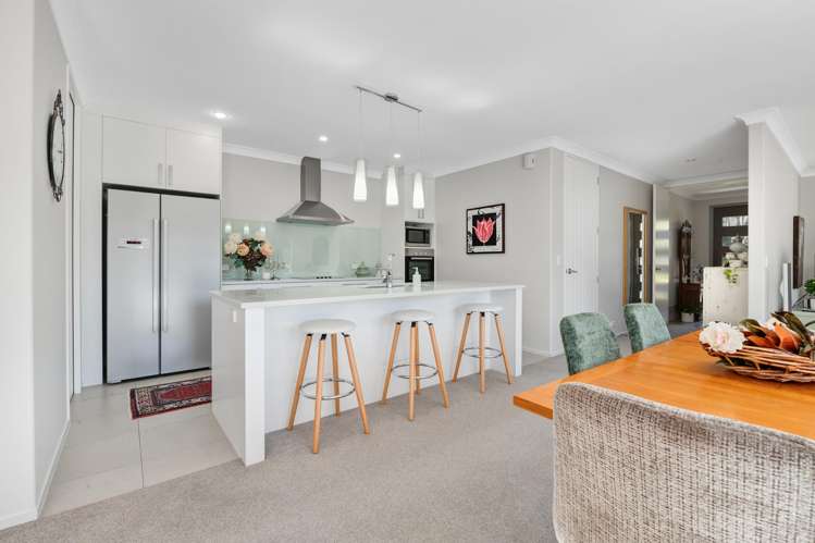 45 Manuka Grove_2