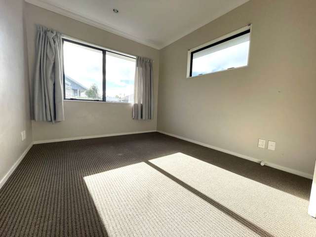 b/2 Glenorchy Street Glen Eden_4