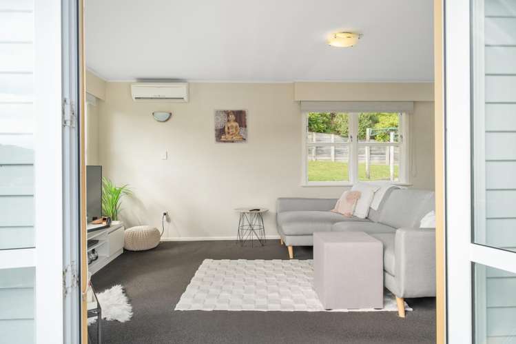 24 Omapere Street Waitangirua_7