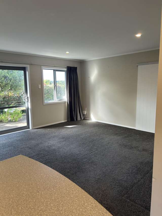 2/5 The Crescent Waihi Beach_2