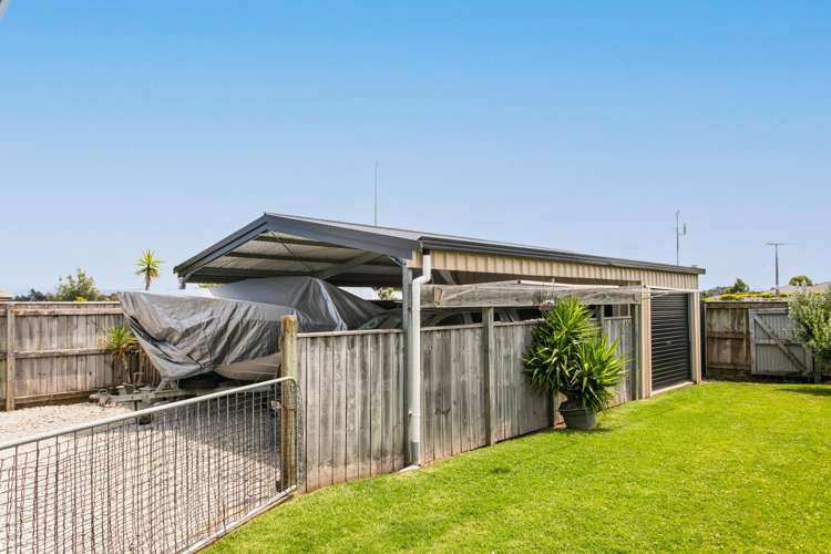 3 Gwyneth Place Lytton West_14