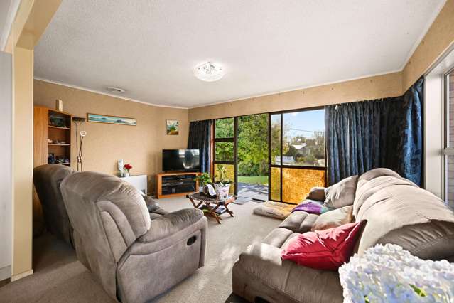 14 Frederick Drive Dinsdale_2