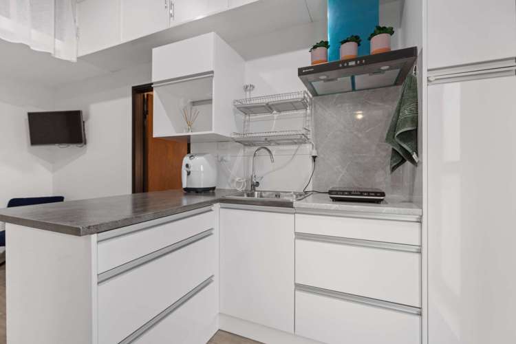 57 Twentysecond Avenue Gate Pa_12