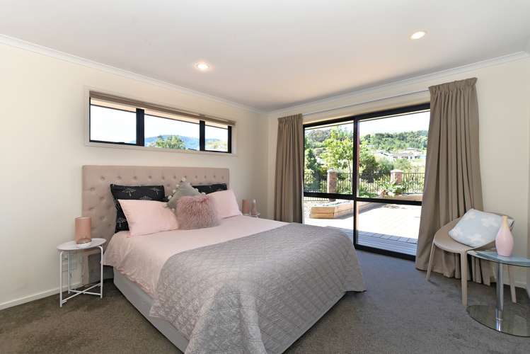 6 Ken Wadsworth Way Stoke_14