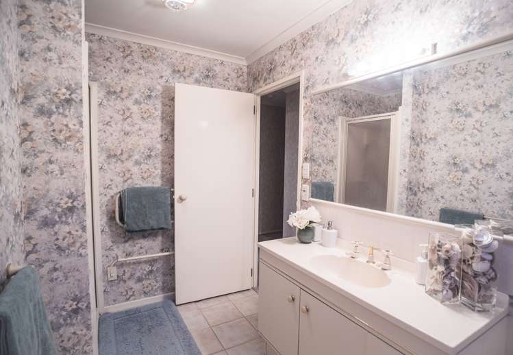 37 Luculia Drive Mount Maunganui_24