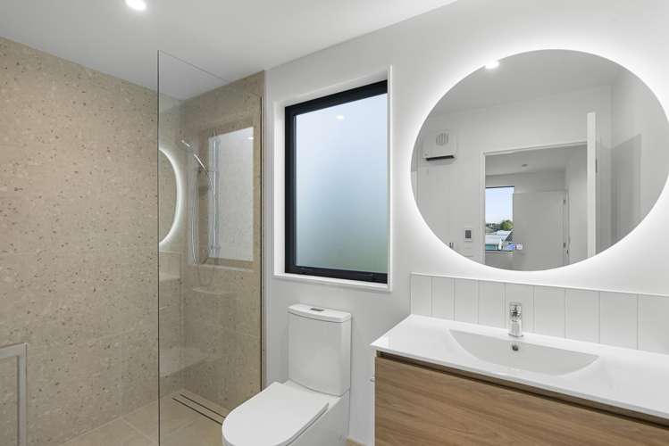 2/15 Tralee Place Bishopdale_5