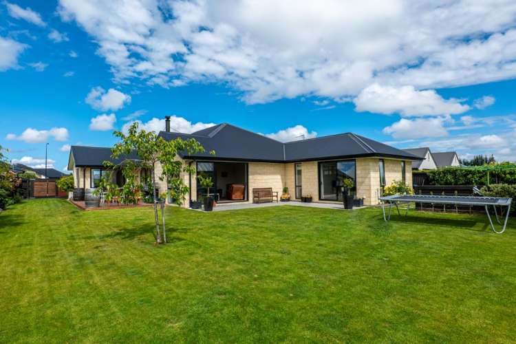 7 Coutts Lane West Melton_28