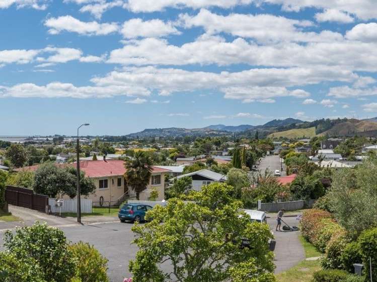 7 Chartwell Place Richmond_8