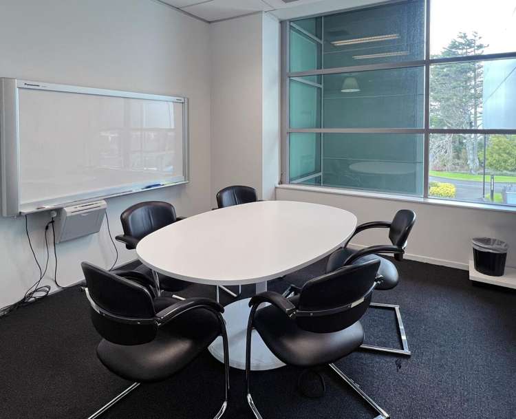 8 Business Parade South East Tamaki_1