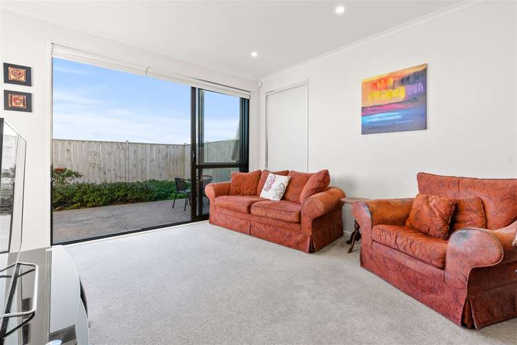 37 Matairangi Avenue Totara Heights_5