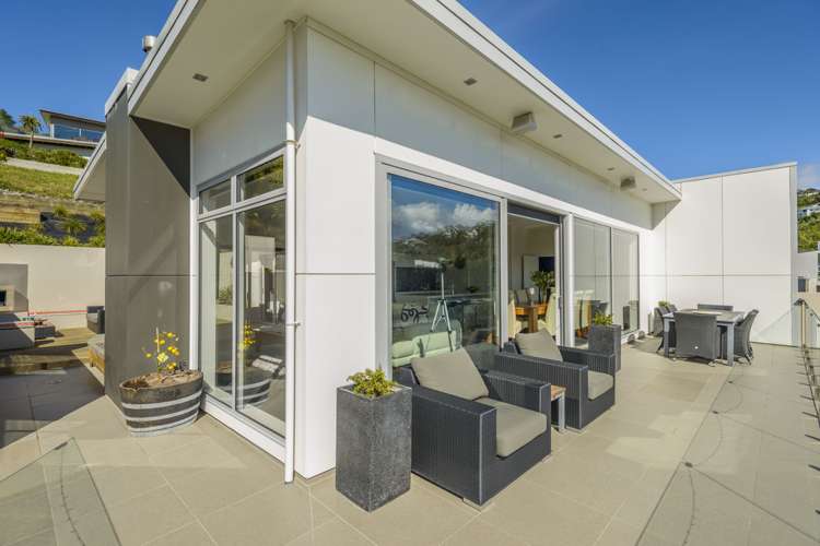 8 Saint Remy Lane Redcliffs_13