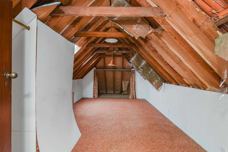 53 Garfield Avenue Roslyn_21