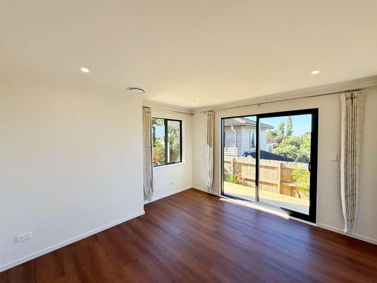 8B Downsview Road 2671_14