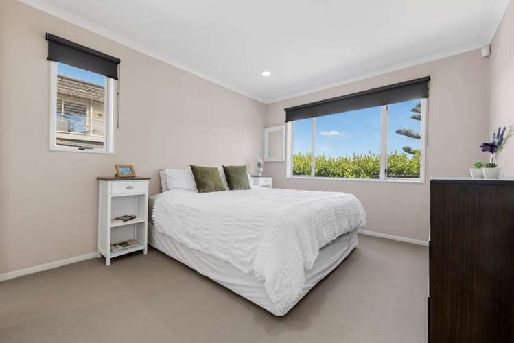 107 Pine Harbour Parade Beachlands_13