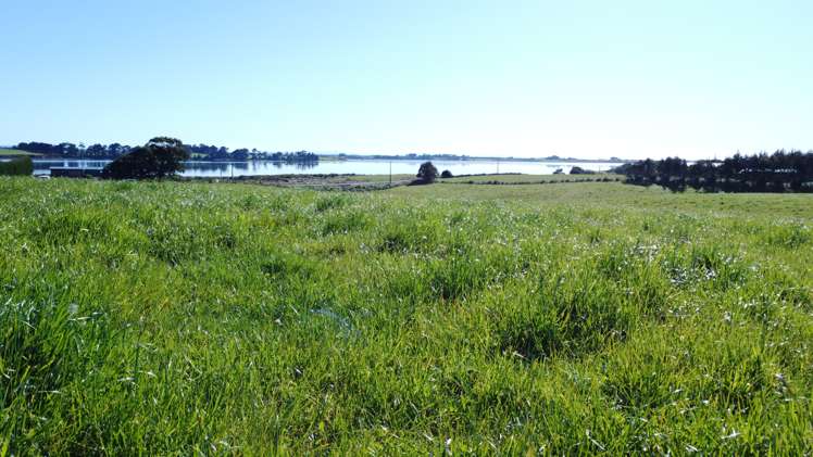 15 Blackmore Road Riverton & Surrounds_6