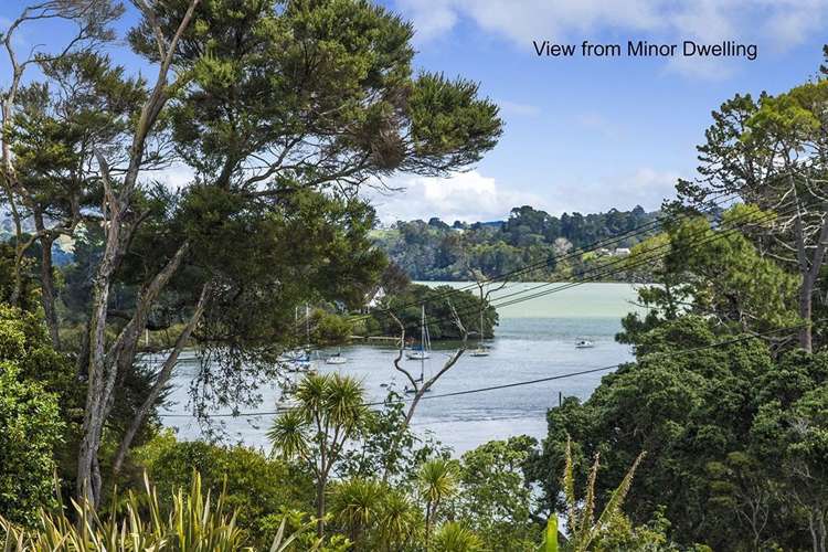 7 Traffic Road Greenhithe_19