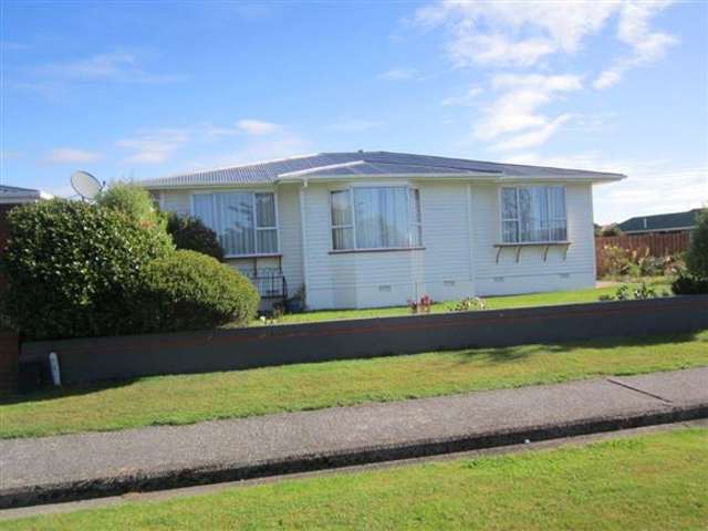 81 Weld Street Hokitika_1