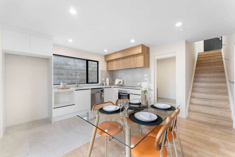 10A Helleur Road Massey_7