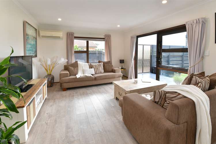 3/226 Centreway Road Orewa_3