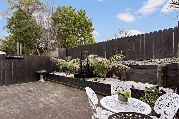 6/71 Fernhill Way Oteha_5