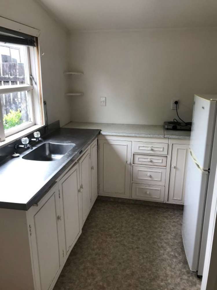 168C Old Farm Road 1076_2
