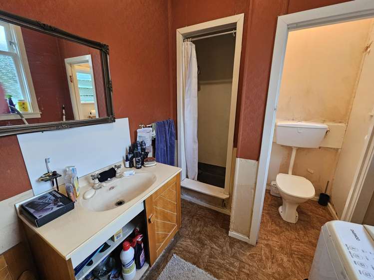 11 Matai Street Kaka Point_11