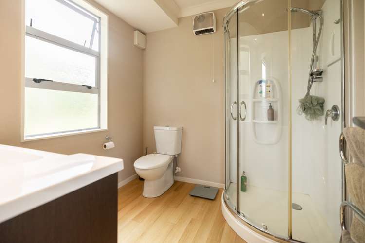 8 Titirangi Drive Fitzherbert_17