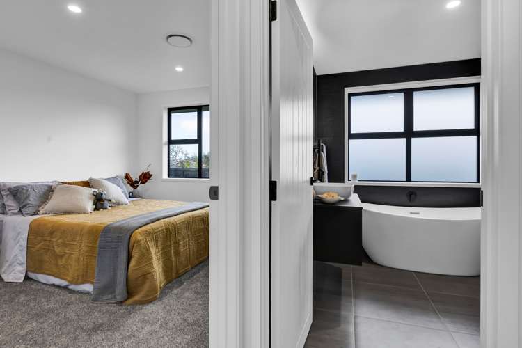 6 Oliver O'Leary Way Westown_20