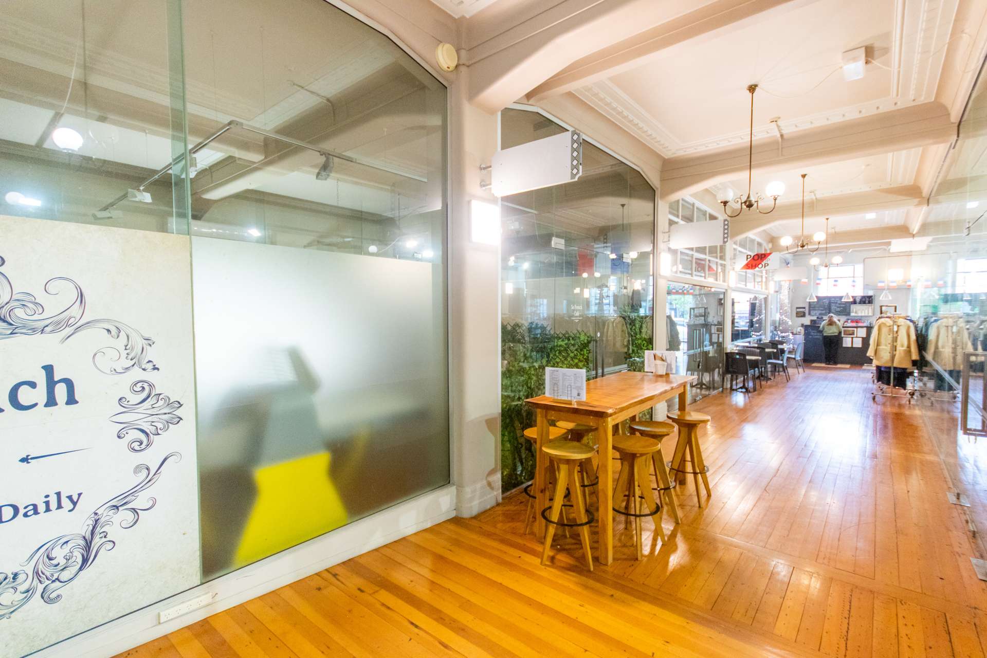 Retail 5/10 Victoria Road Devonport_0