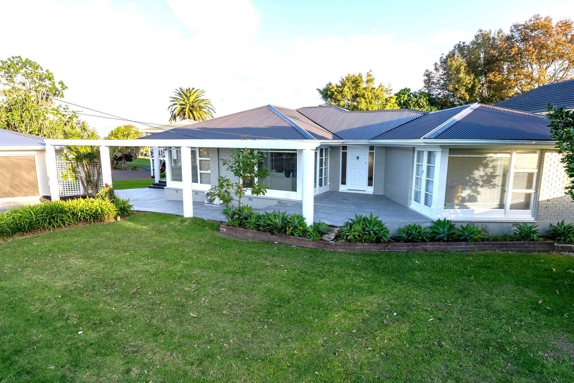33 Covil Ave Te Atatu South_0
