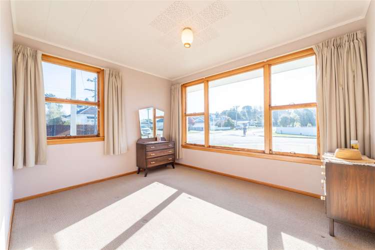 2 George Street Rolleston_5