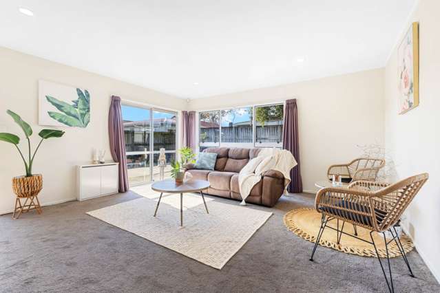 2/40 Aviemore Drive Highland Park_3