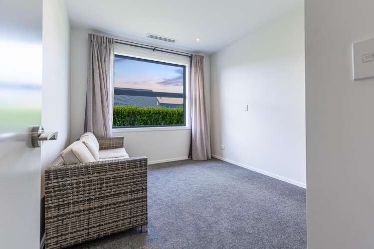 78 Riverhead Point Drive Riverhead_18