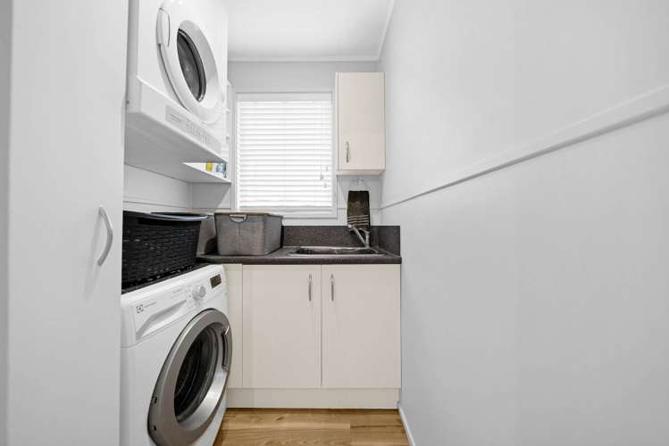 42 Lavery Place Sunnynook_23