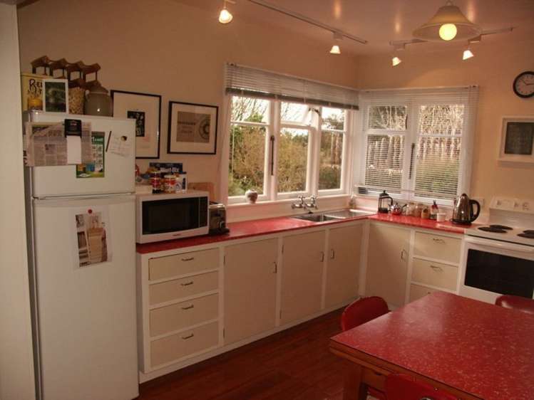 8 Gwyn Street Broad Bay_8