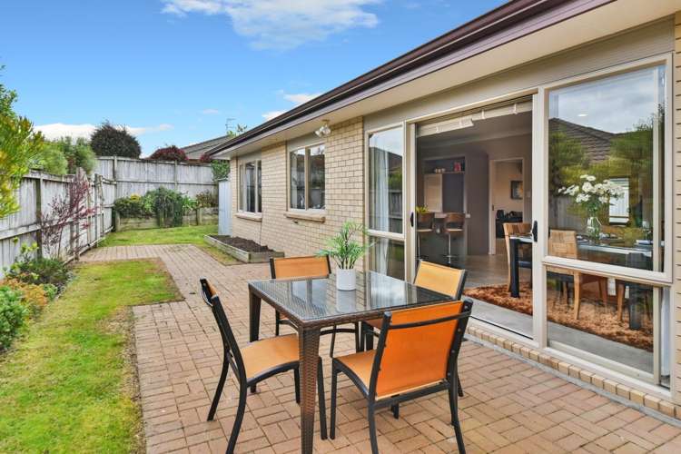 20 Girvan Terrace Wattle Downs_7