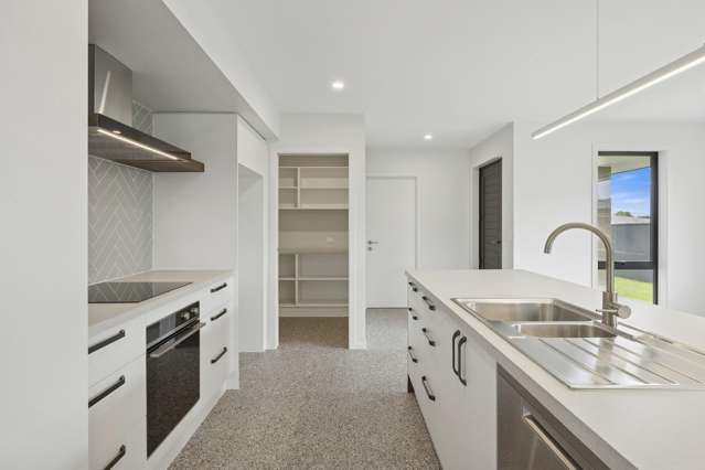 10 Magnolia Lane Mosgiel_2