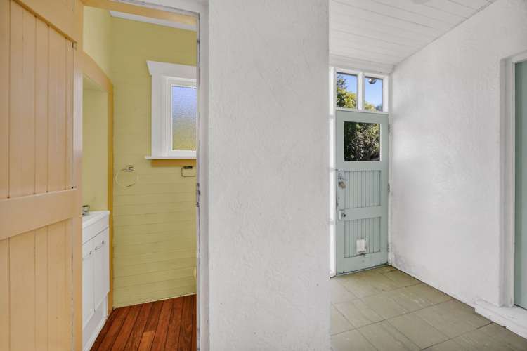 36 Percy Avenue Stratford_19