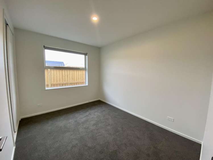 10 Accadia Drive 11103_9