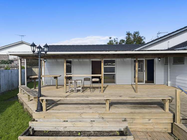 8 Suwyn Place Manurewa_21