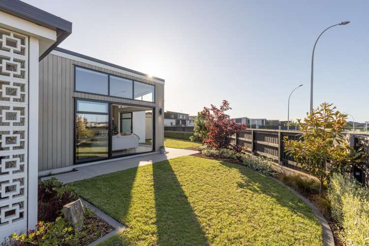 5 Royal Crescent Papamoa_6