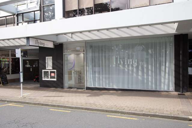 Retail/129 Hurstmere Road Takapuna_3