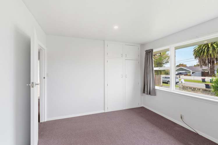 15 Rowses Road Aranui_11