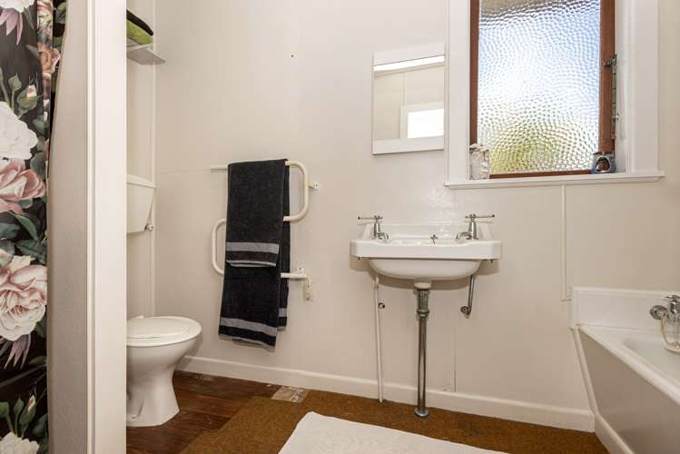 12 Douglas Street Okitu_16