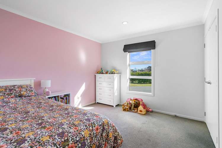 18 Tulip Drive Cambridge_11