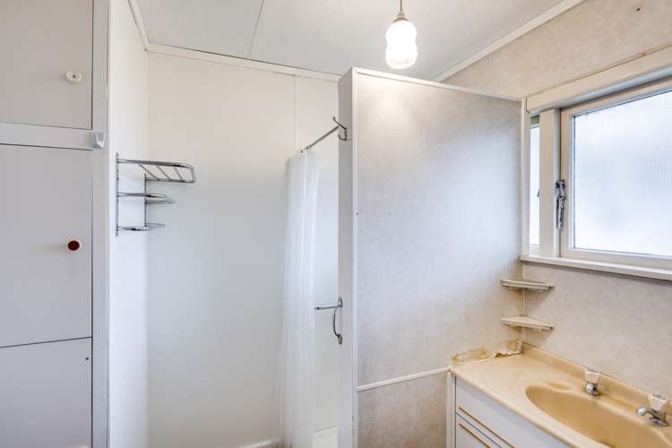 2/108 Charlotte Crescent Mayfair_5